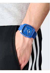 Adidas - adidas Zegarek Retro Wave Two AOSY24530 Niebieski. Kolor: niebieski. Styl: retro #3