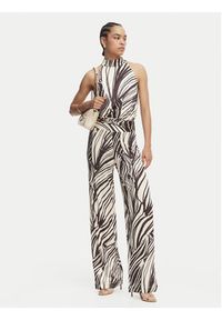 Guess Kombinezon W6GK12 K2937 Brązowy Regular Fit. Kolor: brązowy. Materiał: syntetyk #2