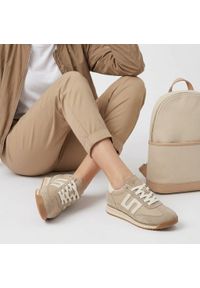 Sneakersy damskie Filippo, cholewka ze skóry naturalnej zamszowej i licowej wiązany fason z zabudowanym przodem sportowy design, beżowe, DP7686/26. Okazja: na co dzień. Zapięcie: sznurówki. Kolor: beżowy. Materiał: zamsz, skóra. Szerokość cholewki: normalna. Sport: turystyka piesza #8