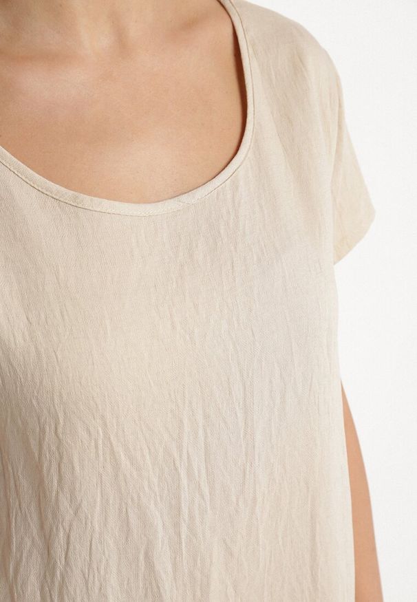 Born2be - Beżowa Rozkloszowana Wiskozowa Sukienka Trivoria. Okazja: na co dzień. Kolor: beżowy. Materiał: wiskoza. Długość rękawa: krótki rękaw. Typ sukienki: rozkloszowane. Styl: elegancki, casual