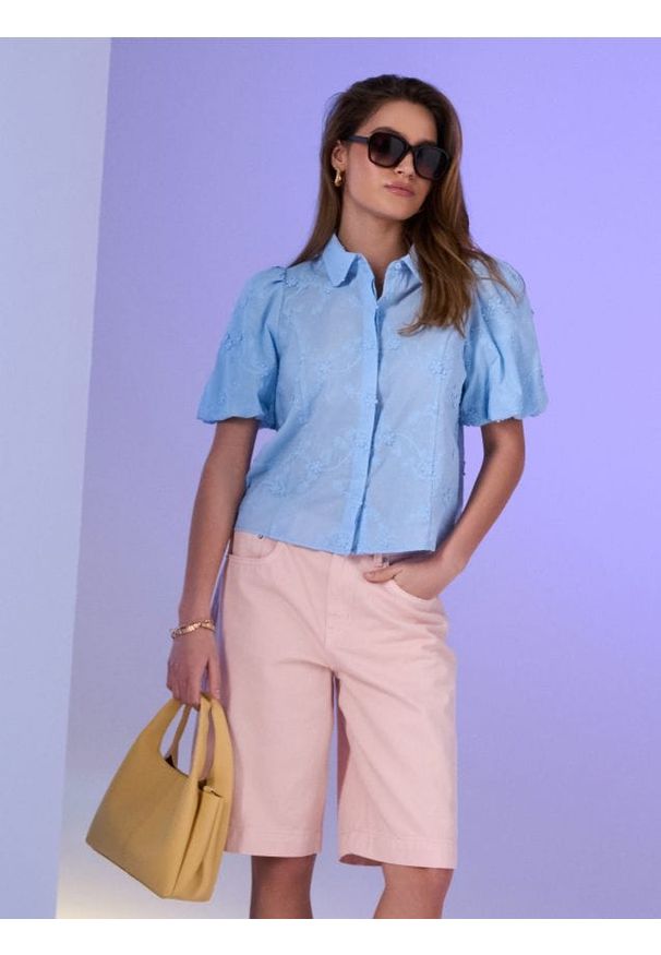 Sinsay - Jeansowe szorty jorts mid waist - różowy. Kolor: różowy. Materiał: jeans