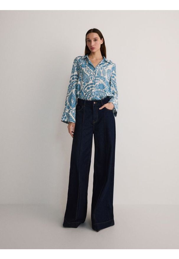 Reserved - Koszula z wiskozy - jasnoniebieski. Kolor: niebieski. Materiał: wiskoza