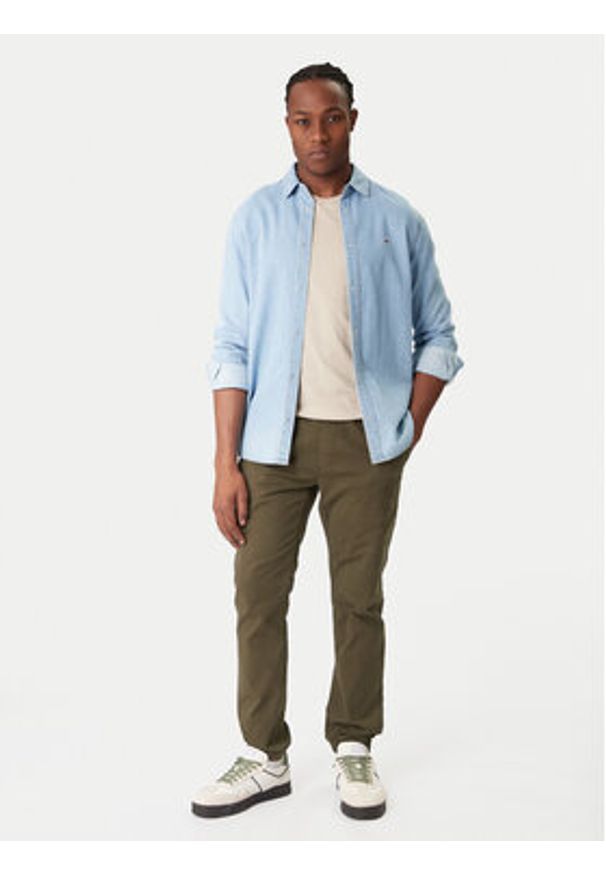 Tommy Jeans Joggery DM0DM23102 Khaki Regular Fit. Kolor: brązowy. Materiał: bawełna