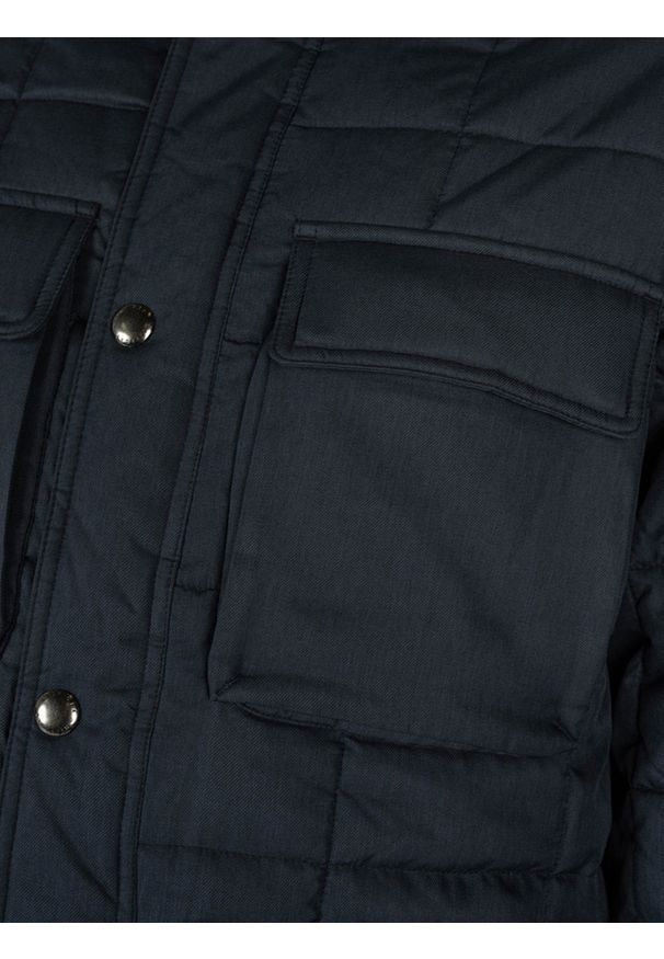 TOMMY HILFIGER - Tommy Hilfiger Kurtka "Quilted Airfield" | MW0MW14880 | Mężczyzna | Granatowy. Okazja: na co dzień. Kolor: niebieski. Materiał: poliester. Wzór: aplikacja. Styl: casual