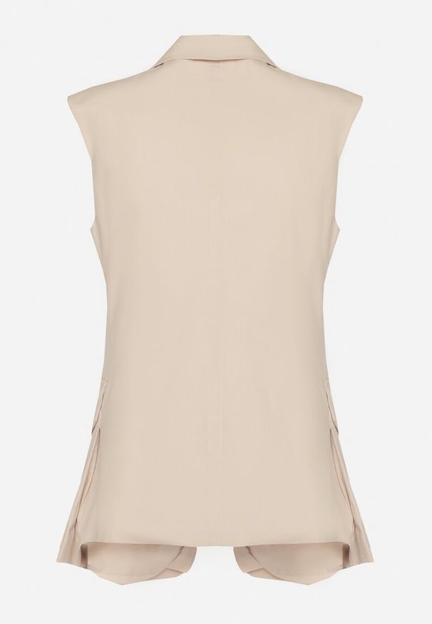 Born2be - Beżowa Elegancka Kamizelka z Bawełną Zapinana na Guzik z Wsuwanymi Kieszeniami Tiamaella. Kolor: beżowy. Materiał: bawełna. Sezon: wiosna, lato. Styl: elegancki