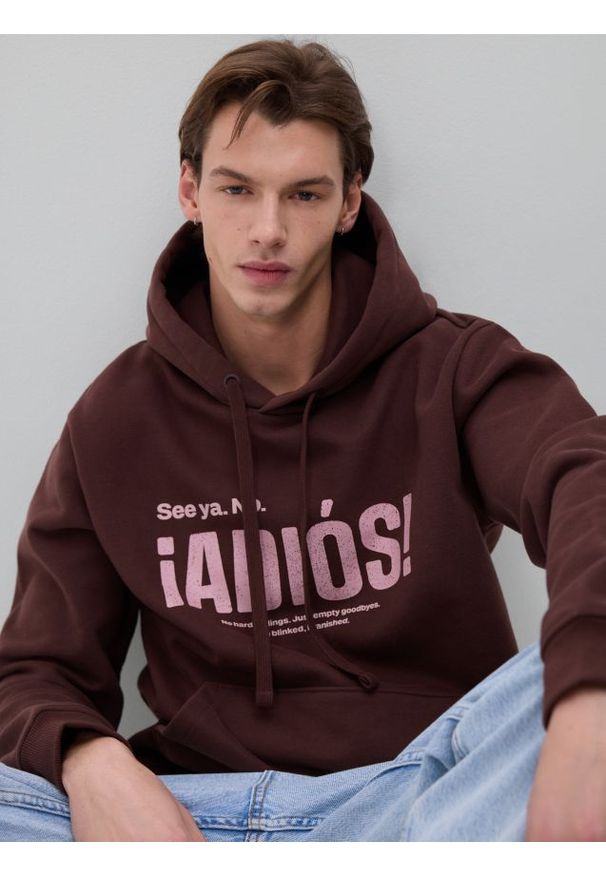 Reserved - Bluza z nadrukiem - bordowy. Kolor: czerwony. Materiał: dzianina, bawełna. Wzór: nadruk