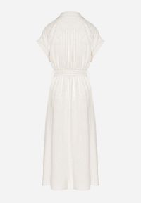 Born2be - Jasnobeżowa Sukienka Koszulowa z Wiskozy i Lnu Wiązana w Talii z Kieszeniami Efrasira. Okazja: na co dzień. Kolor: beżowy. Materiał: len, wiskoza. Typ sukienki: koszulowe. Styl: casual, elegancki #7