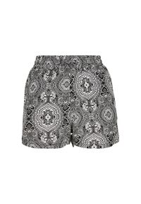 Urban Classics - Szorty damskie Urban Classic resort. Kolor: czarny, wielokolorowy, biały. Materiał: wiskoza. Długość: krótkie. Sezon: lato #1