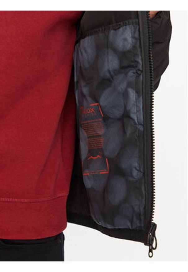 Geox Kurtka zimowa Spherica M3629C T2961F 9000 Czarny Regular Fit. Kolor: czarny. Materiał: syntetyk. Sezon: zima