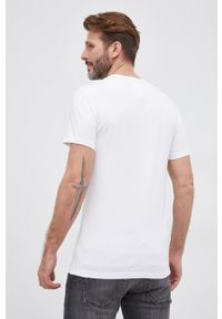 VERSACE - Versace t-shirt męski kolor biały gładki. Okazja: na co dzień. Kolor: biały. Materiał: dzianina. Wzór: gładki. Styl: casual #2