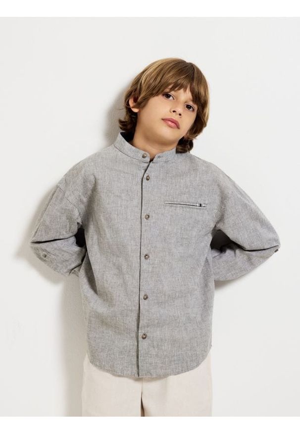 Reserved - Koszula z lnem - ciemnozielony. Kolor: zielony. Materiał: len