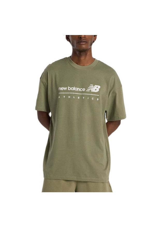 Koszulka męska New Balance MT53525DEK - zielona. Kolor: zielony. Materiał: materiał, bawełna. Długość rękawa: krótki rękaw. Długość: krótkie