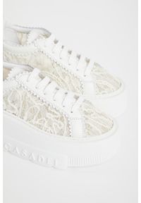 Casadei - Sneakersy damskie z koronką CASADEI. Materiał: koronka. Wzór: koronka #2