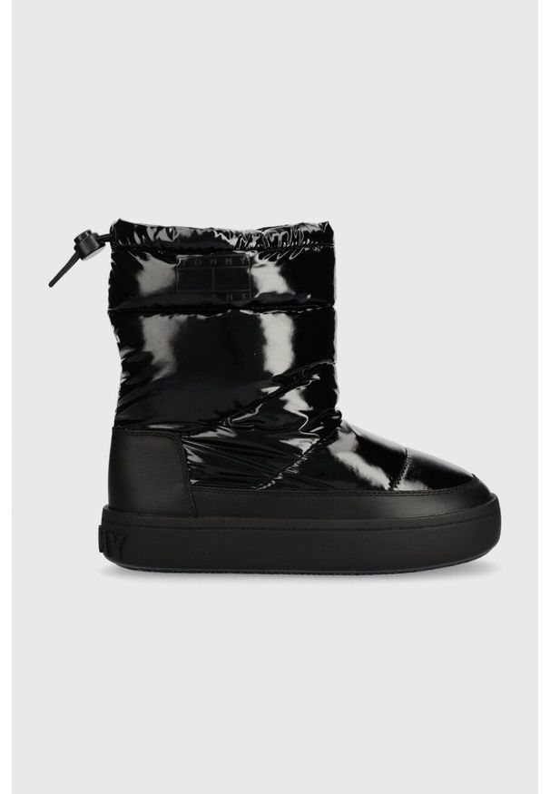 Tommy Jeans śniegowce TJW WINTER BOOT kolor czarny EN0EN02252. Nosek buta: okrągły. Kolor: czarny. Materiał: guma. Szerokość cholewki: normalna