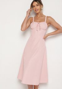 Born2be - Różowa Rozkloszowana Gorsetowa Sukienka Vices Ozdobiona Wiązaniem Ralethea. Typ kołnierza: dekolt gorset. Kolor: różowy. Długość rękawa: na ramiączkach. Wzór: aplikacja. Typ sukienki: gorsetowe. Styl: elegancki #7