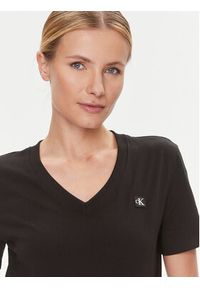 Calvin Klein Jeans T-Shirt Embro Badge J20J222560 Czarny Regular Fit. Kolor: czarny. Materiał: bawełna #3