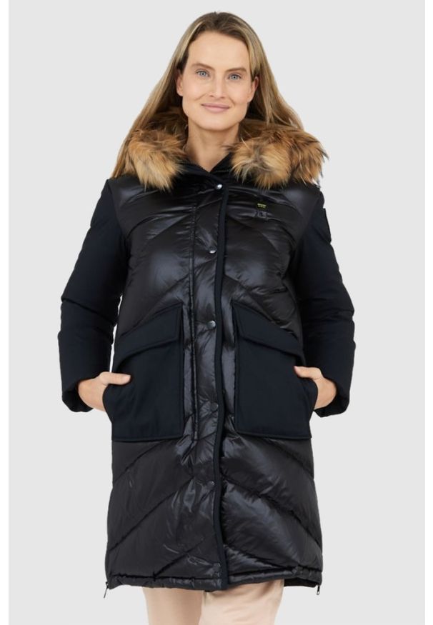 Blauer USA - BLAUER Czarna damska puchowa kurtka Gwendolyn z kapturem, Rozmiar XS. Typ kołnierza: kaptur. Kolor: czarny. Materiał: puch