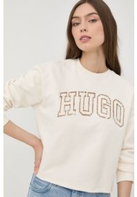 Hugo - HUGO bluza bawełniana damska kolor beżowy z aplikacją. Kolor: beżowy. Materiał: bawełna. Długość rękawa: długi rękaw. Długość: długie. Wzór: aplikacja