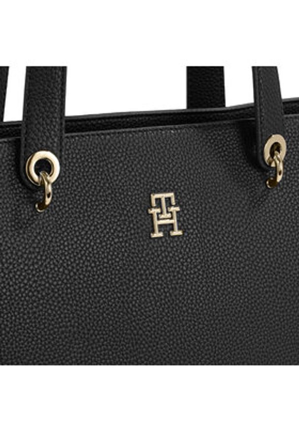 TOMMY HILFIGER - Tommy Hilfiger Torebka Th Emblem Tote AW0AW15178 Czarny. Kolor: czarny. Materiał: skórzane
