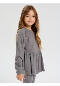 Sinsay - Prążkowana bluza crewneck - szary. Kolor: szary. Materiał: prążkowany #1