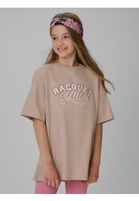 4f - 4F T-shirt oversize z nadrukiem dziewczęcy - beżowy 122/128 (6-8 lat). Okazja: na co dzień. Kolor: beżowy. Materiał: bawełna, dzianina. Wzór: nadruk. Sezon: lato. Styl: casual #1