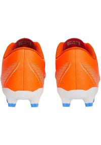 Buty piłkarskie Puma Ultra Play FG/AG M 107224 01 pomarańczowe pomarańcze i czerwienie. Zapięcie: sznurówki. Kolor: pomarańczowy. Materiał: syntetyk. Szerokość cholewki: normalna. Sport: piłka nożna