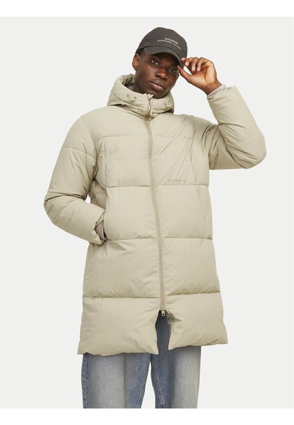 Jack & Jones Kurtka zimowa Vesterbro 12260440 Beżowy Regular Fit. Kolor: beżowy. Materiał: syntetyk. Sezon: zima