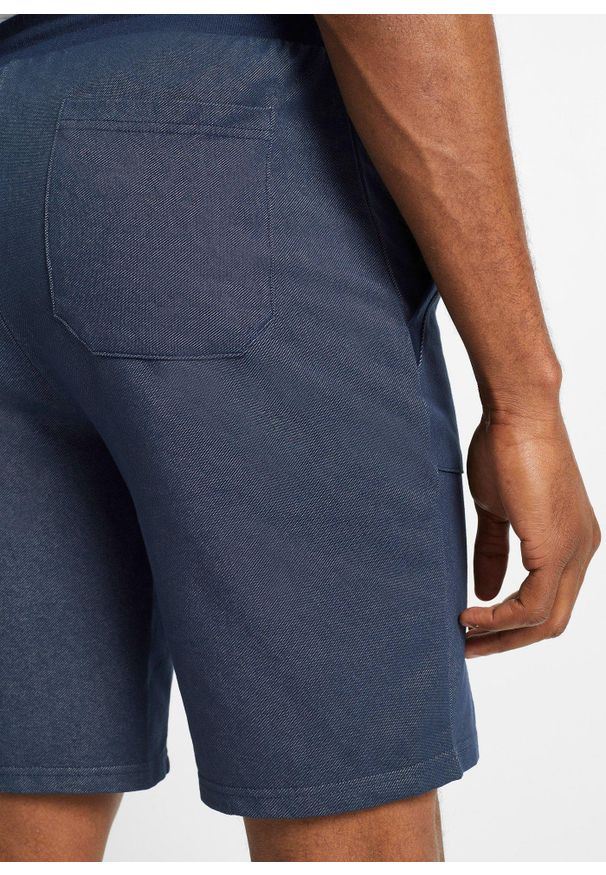bonprix - Bermudy dresowe w optyce dżinsowych. Kolor: niebieski. Materiał: dresówka. Styl: sportowy