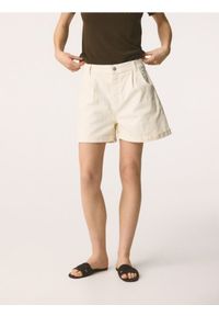 Reserved - Jeansowe szorty - biały. Kolor: biały. Materiał: jeans #1