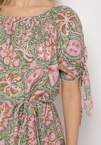 Born2be - Różowa Sukienka z Bawełny z Okrągłym Dekoltem i Wiązaniem w Pasie Tosaria. Okazja: na co dzień. Kolor: różowy. Materiał: bawełna. Sezon: lato. Styl: casual, elegancki #3