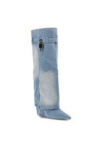 Niebieskie Kozaki Gallevani Jeansowe Obuwie Damskie. Zapięcie: sprzączka. Kolor: niebieski. Materiał: jeans. Szerokość cholewki: normalna. Wzór: ażurowy, aplikacja