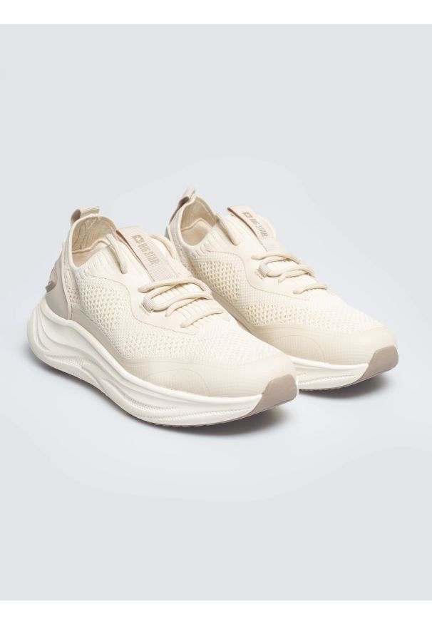 Big-Star - Sneakersy damskie beżowe TT274038 801. Okazja: na co dzień. Nosek buta: okrągły. Zapięcie: sznurówki. Kolor: beżowy. Materiał: materiał. Wzór: aplikacja
