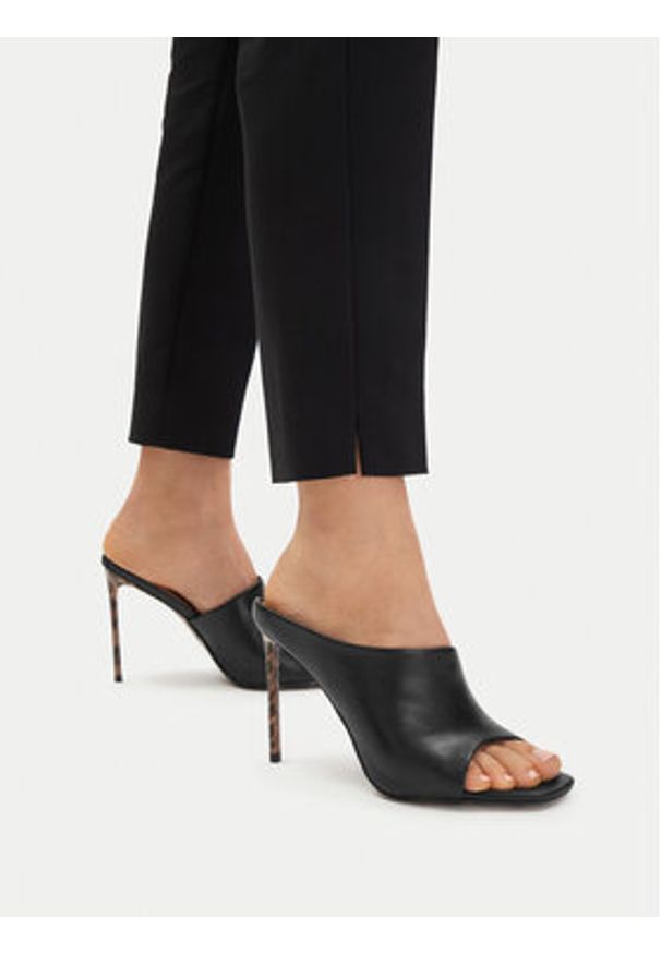 Eva Minge Klapki EO- SAMIRA-LT20136-159-1 Czarny. Kolor: czarny. Materiał: skóra