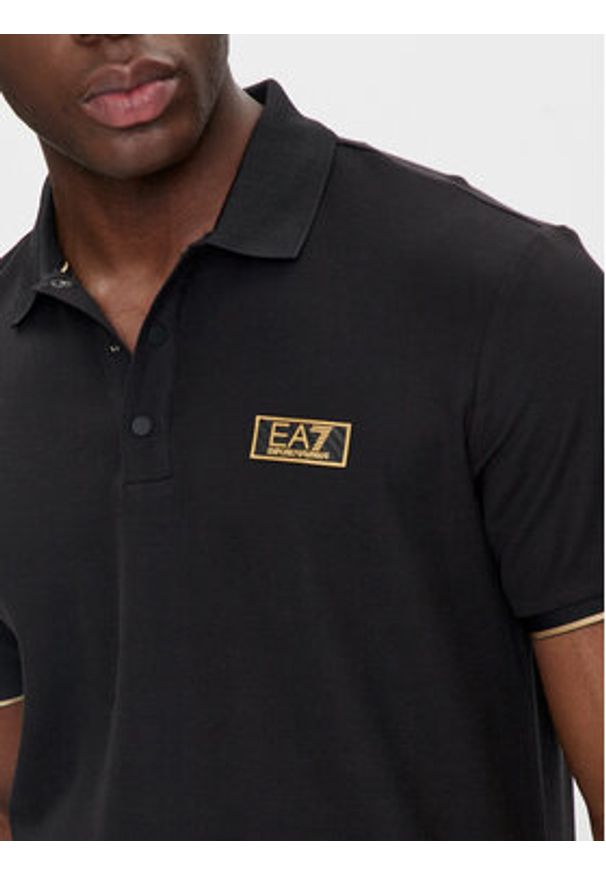 EA7 Emporio Armani Polo 7M000022 AF10342 UC001 Czarny Regular Fit. Typ kołnierza: polo. Kolor: czarny. Materiał: bawełna