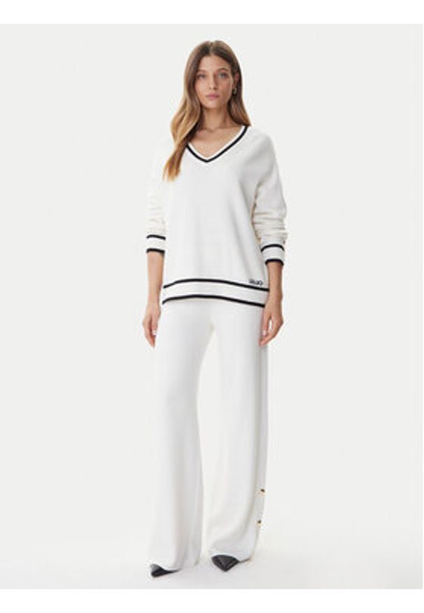 Liu Jo Sport Spodnie dzianinowe TF5252 MS59L Écru Regular Fit. Kolor: kremowy. Materiał: syntetyk. Styl: sportowy