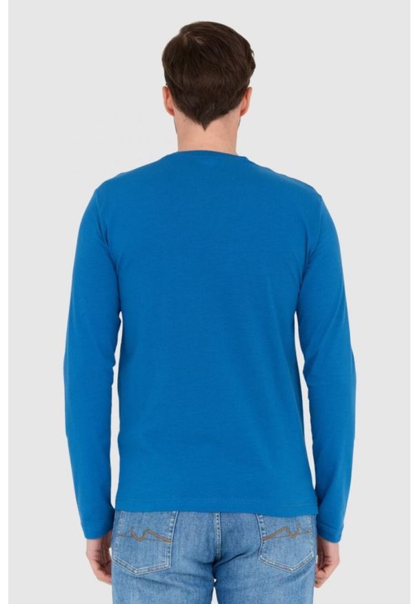 EA7 Emporio Armani - EA7 Niebieski męski bawełniany longsleeve, Rozmiar XXL. Kolor: niebieski. Materiał: bawełna. Długość rękawa: długi rękaw. Długość: długie