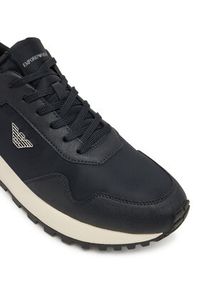 Emporio Armani Sneakersy EM003738 AF19532 MB007 Granatowy. Kolor: niebieski. Materiał: zamsz, skóra