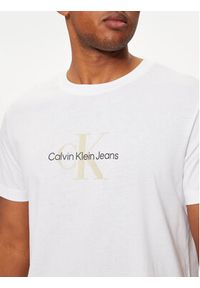 Calvin Klein Jeans T-Shirt Distressed Monologo J30J326863 Biały Regular Fit. Kolor: biały. Materiał: bawełna #4