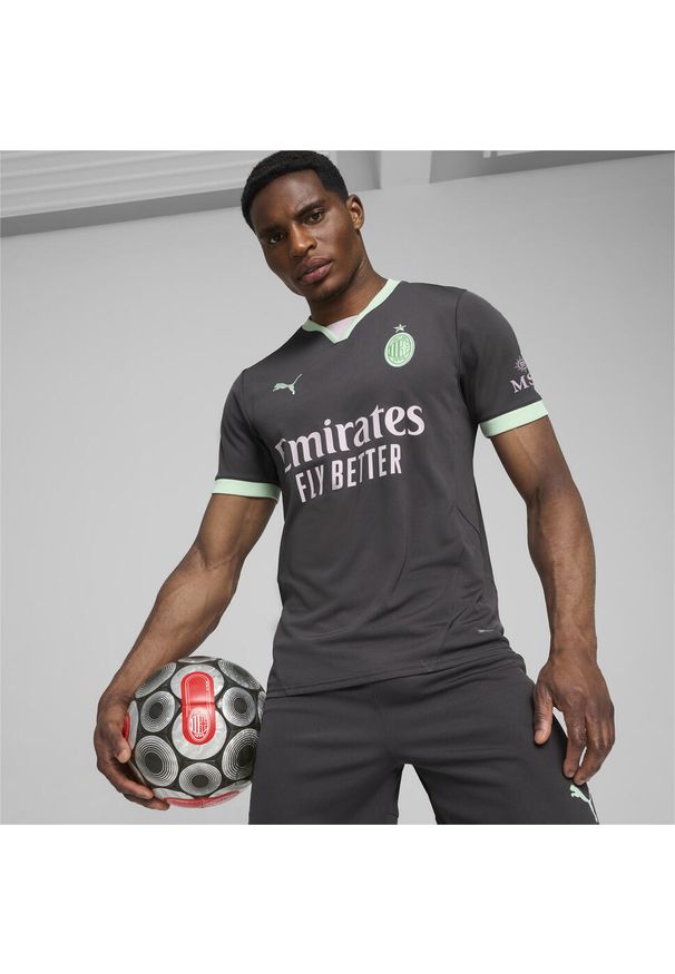 T-Shirt Puma AC Milan Replika Trzeciej Koszulki Dla Dorosłych. Kolor: szary, zielony, wielokolorowy. Sport: piłka nożna