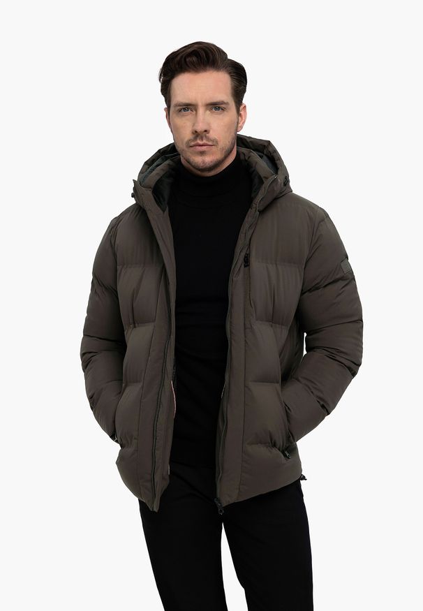 Volcano - Kurtka zimowa J-TURIX. Typ kołnierza: kaptur, kołnierzyk stójkowy. Materiał: poliester, welur, włókno, materiał. Sezon: zima