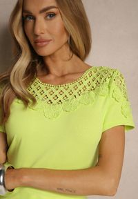 Renee - Zielony T-shirt z Bawełny Ozdobiony Koronką Zareine. Okazja: na co dzień. Kolor: zielony. Materiał: bawełna, koronka. Wzór: koronka, aplikacja. Styl: klasyczny, casual, elegancki