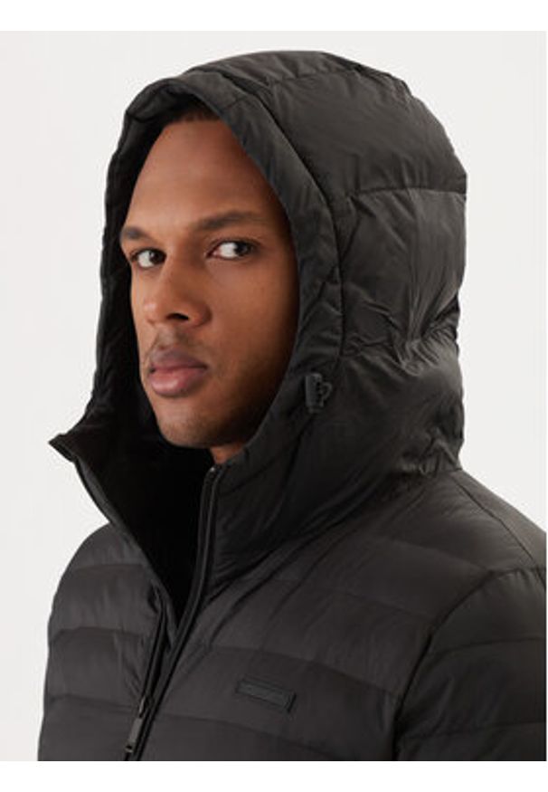 Calvin Klein Kurtka przejściowa LV04LE520G Czarny Regular Fit. Kolor: czarny. Materiał: syntetyk