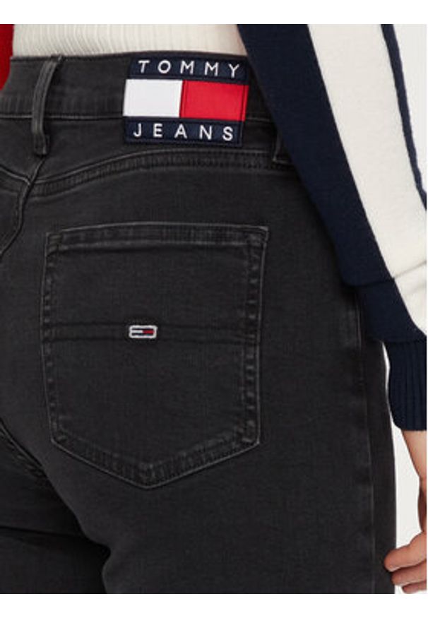 Tommy Jeans Jeansy Sylvia DW0DW19910 Czarny Flare Fit. Kolor: czarny