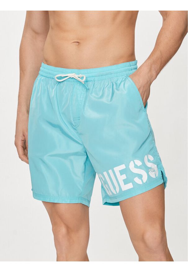 Guess Szorty kąpielowe F4GT28 WG292 Błękitny Regular Fit. Kolor: niebieski. Materiał: syntetyk