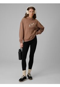 4f - 4F Bluza dresowa loose z kapturem damska - beżowa XS. Okazja: na co dzień. Typ kołnierza: kaptur. Kolor: beżowy. Materiał: dresówka. Styl: casual #2