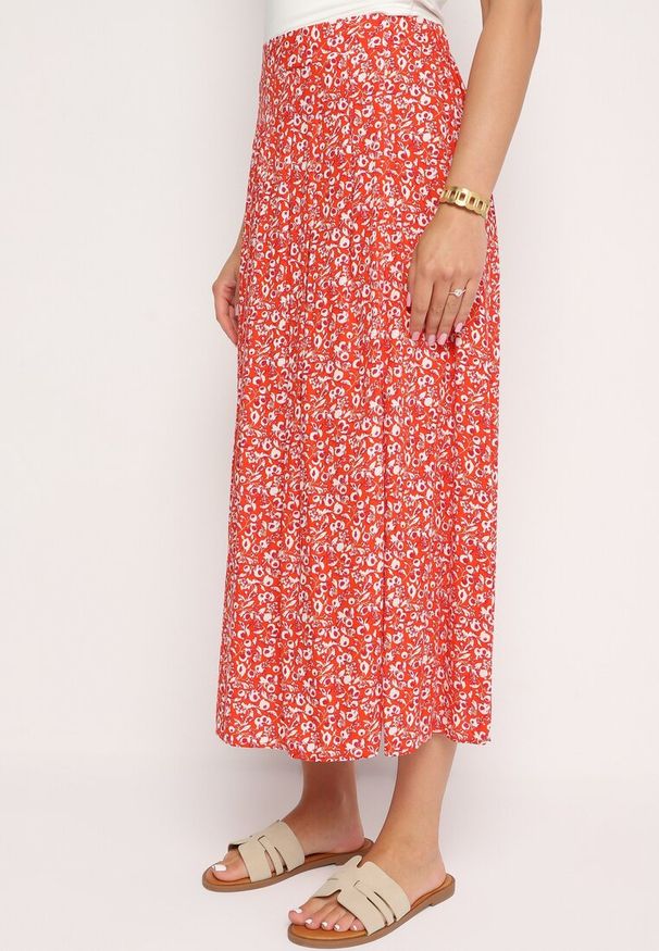 Born2be - Czerwona Spódnica Midi z Wiskozy z Mocnym Rozcięciem na Boku Aliratta. Kolor: czerwony. Materiał: wiskoza. Styl: elegancki