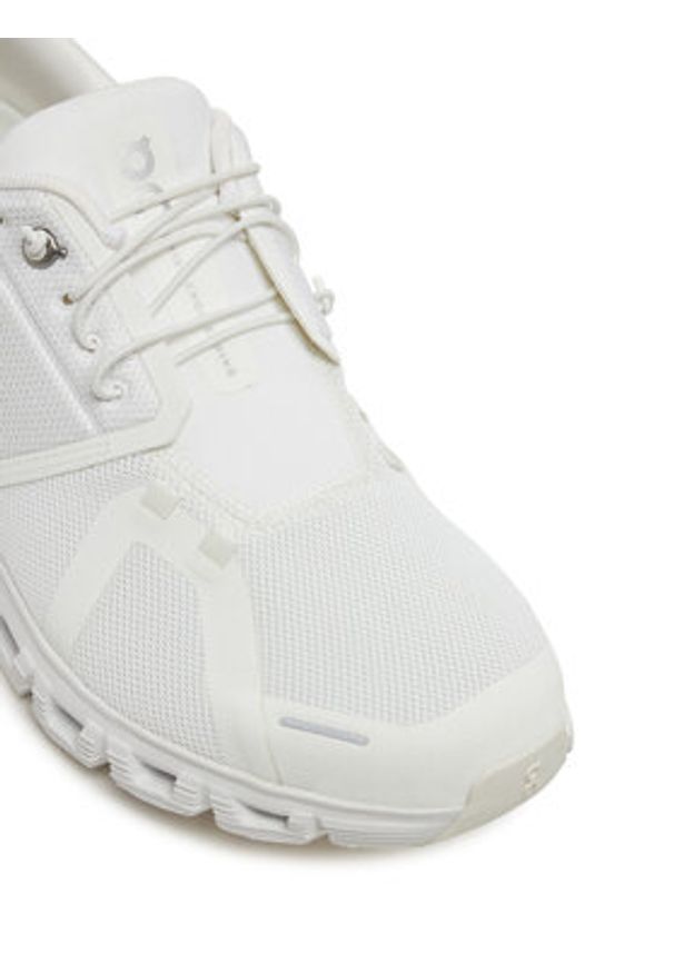 On Sneakersy Cloud 6 3MF10071200 Biały. Kolor: biały. Materiał: materiał