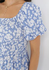 Born2be - Niebieska Rozkloszowana Sukienka Maxi w Kwiaty Casceia. Kolor: niebieski. Wzór: kwiaty. Długość: maxi #5