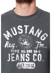 Mustang - BLUZA MUSTANG MĘSKA Logo Sweatshirt 1007641 4151. Kolor: szary. Wzór: nadruk, melanż #5