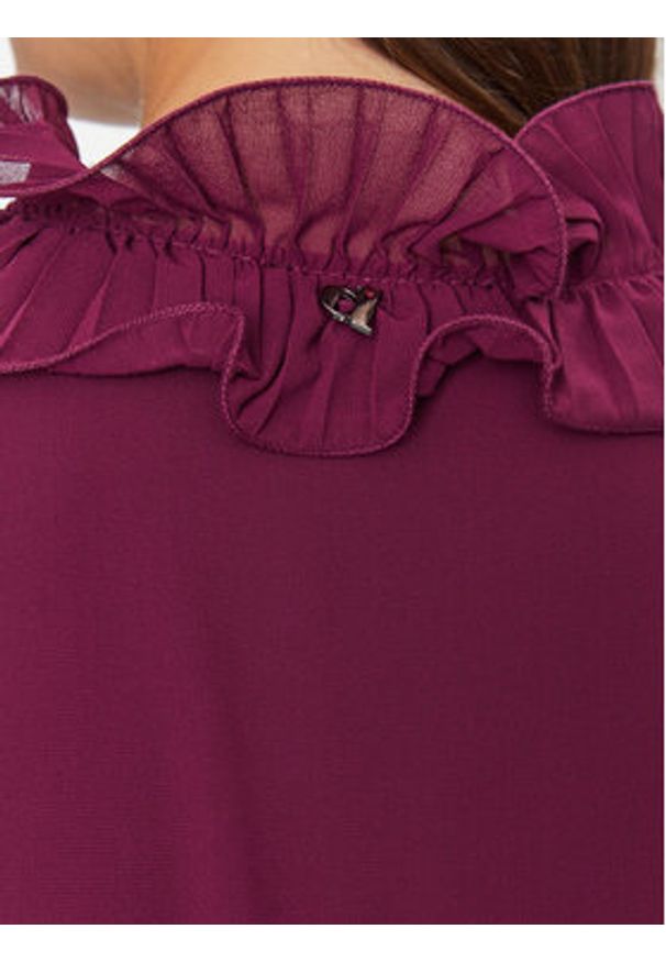 Dixie Sukienka codzienna A319Z038 Bordowy Regular Fit. Okazja: na co dzień. Kolor: czerwony. Materiał: syntetyk. Typ sukienki: proste. Styl: casual